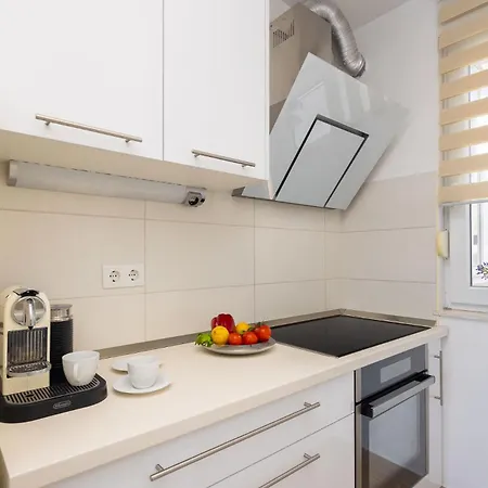Apartamento Comfortable Penthouse - Sita Podstrana