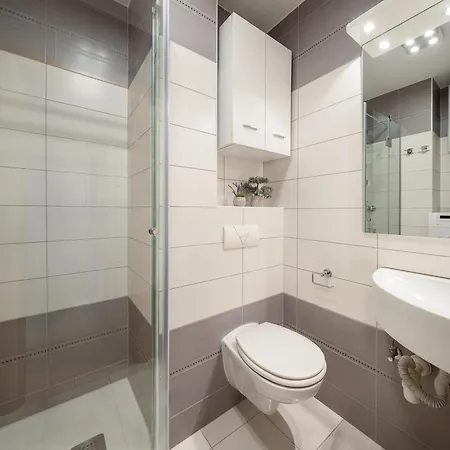 Comfortable Penthouse - Sita